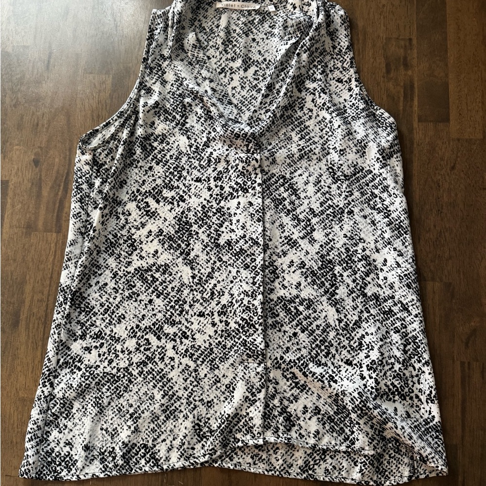 Violet & Claire Monochrome Patterned Tank Top